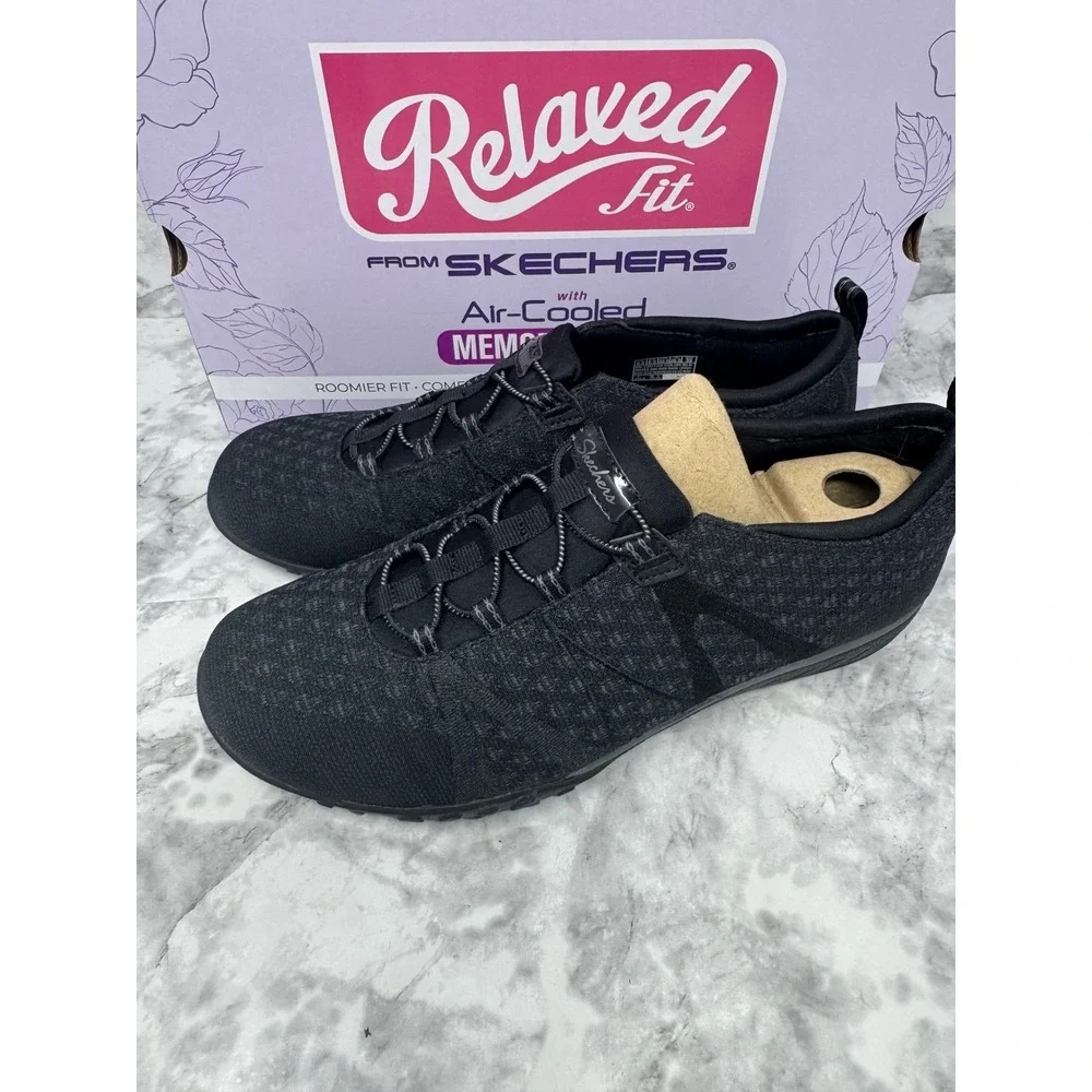 Skechers Relaxed Fit Breathe-Easy Sere-Knity Black Sneakers 100769 BLK Women 9.5